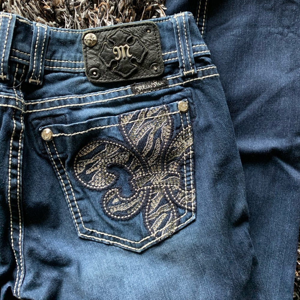 Miss Me size 28 skinny jeans